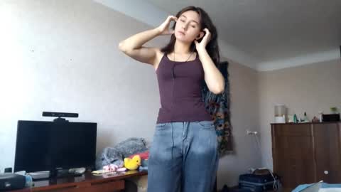 Snapshot of fredmurrietta chatting on October 27, 2025, 8:29 am Mia online show from October 27, 2025, 8:29 am