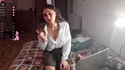 Snapshot of fredmurrietta chatting on November 26, 2025, 1:34 pm Mia online show from November 26, 2025, 1:34 pm