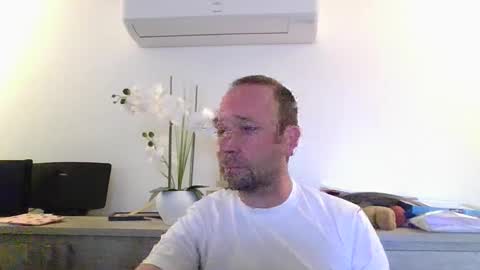 Snapshot of fredodu41 chatting on April 13, 2026, 4:01 pm fredodu41 online show from April 13, 2026, 4:01 pm