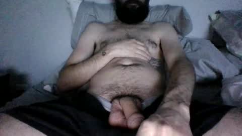 Snapshot of freebeard8 chatting on May 4, 2026, 2:51 am Freebeard8 online show from May 4, 2026, 2:51 am