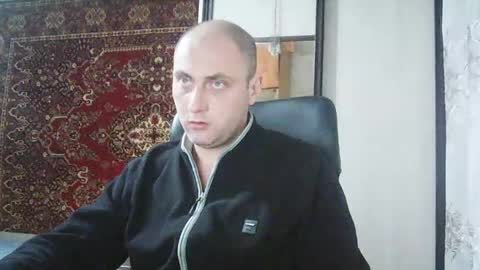 Snapshot of freeeman90 chatting on May 17, 2026, 7:43 pm freeeman90 online show from May 17, 2026, 7:43 pm