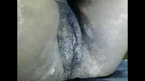 Snapshot of freelady1011 chatting on December 14, 2025, 10:31 am babyyo online show from December 14, 2025, 10:31 am