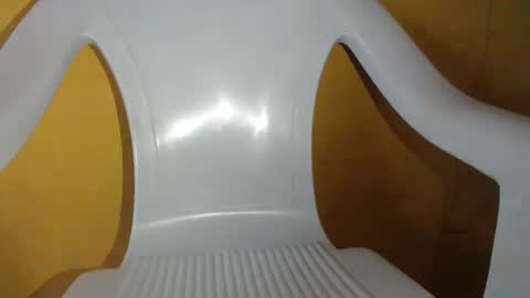 babyyo online show from March 1, 2026, 9:55 am