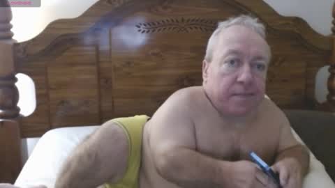 Cute Lil Man online show from January 11, 2025, 5:31 am