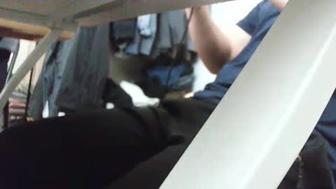 Snapshot of freeuptopia2 chatting on October 18, 2025, 11:00 am K-Dick online show from October 18, 2025, 11:00 am