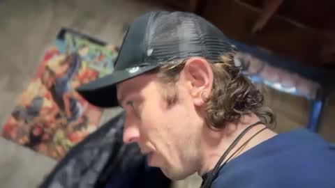 Snapshot of freeyourmind247 chatting on January 23, 2025, 8:02 pm freeyourmind247 online show from January 23, 2025, 8:02 pm