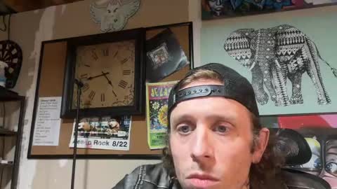 Snapshot of freeyourmind247 chatting on February 7, 2025, 6:45 pm freeyourmind247 online show from February 7, 2025, 6:45 pm