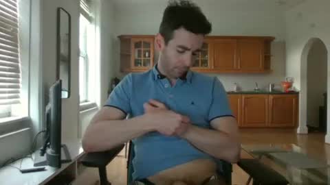 Snapshot of frenchbdmaninlondon chatting on March 1, 2026, 4:09 pm Horny Paul online show from March 1, 2026, 4:09 pm