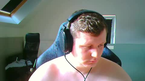 French fries online show from April 4, 2026, 3:31 pm