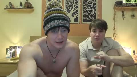 French Horny Bibs online show from January 15, 2026, 8:45 pm