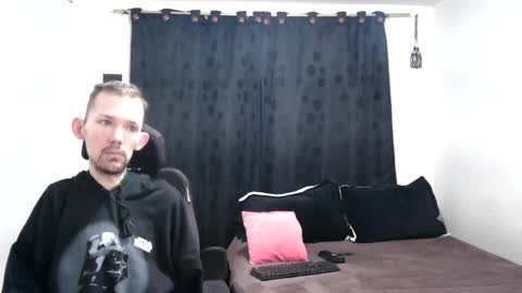 Thomas y Sophia online show from December 13, 2024, 10:08 am