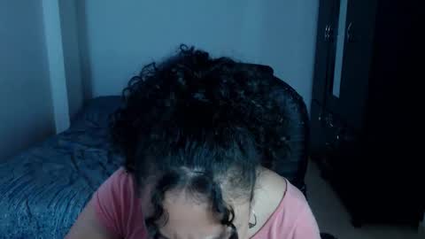 Louise  online show from November 11, 2025, 11:10 am