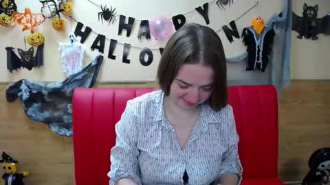 FreyaDak online show from October 26, 2025, 6:08 am