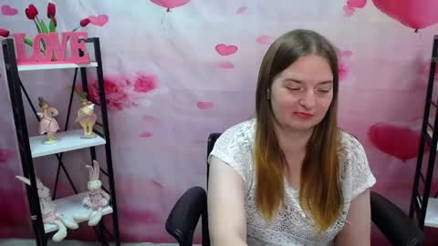 FreyaDak online show from May 27, 2026, 2:08 am