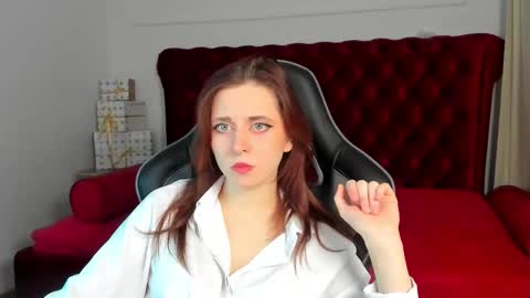 Snapshot of freyavey chatting on January 10, 2026, 5:31 am FreyaVey online show from January 10, 2026, 5:31 am