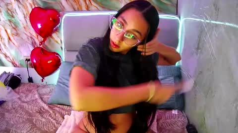 Freyja online show from February 6, 2025, 9:28 pm