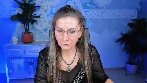 Snapshot of fridatander chatting on September 21, 2025, 1:24 pm Frida Tander online show from September 21, 2025, 1:24 pm