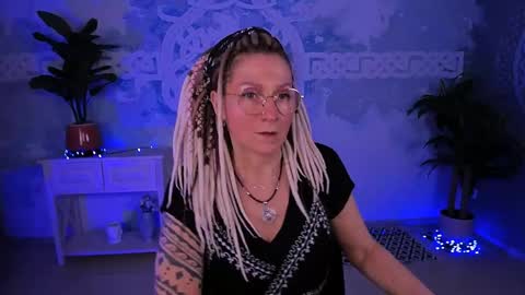 Frida Tander online show from March 31, 2026, 5:52 am