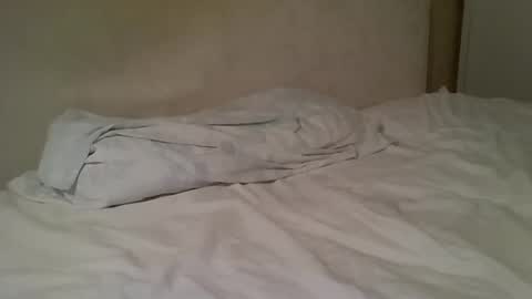 friendly_frank_18 online show from February 16, 2025, 3:59 pm