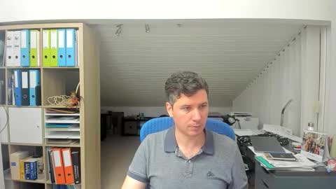 Snapshot of frikits chatting on December 15, 2025, 7:40 pm Francois online show from December 15, 2025, 7:40 pm