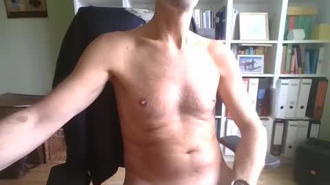 Snapshot of frisco69 chatting on November 9, 2025, 10:13 am frisco69 online show from November 9, 2025, 10:13 am