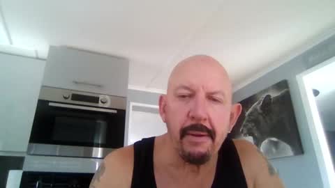 Snapshot of friskyneedsum chatting on March 4, 2025, 10:35 am bob online show from March 4, 2025, 10:35 am