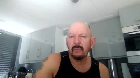 Snapshot of friskyneedsum chatting on March 12, 2025, 10:05 am bob online show from March 12, 2025, 10:05 am