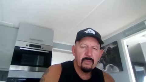 Snapshot of friskyneedsum chatting on September 15, 2025, 3:45 pm bob online show from September 15, 2025, 3:45 pm