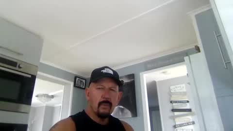 Snapshot of friskyneedsum chatting on September 23, 2025, 1:03 pm bob online show from September 23, 2025, 1:03 pm