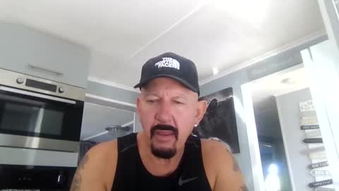 Snapshot of friskyneedsum chatting on September 29, 2025, 9:25 am bob online show from September 29, 2025, 9:25 am