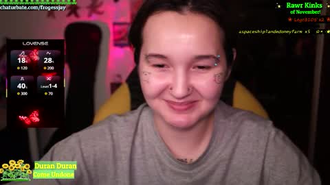 Snapshot of frogessjay chatting on November 20, 2025, 4:29 pm Jaywise Frogfoot online show from November 20, 2025, 4:29 pm