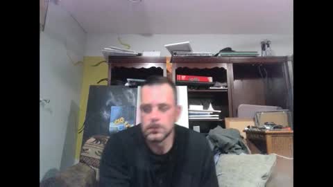 frostydhoman1221 online show from February 22, 2025, 9:23 am
