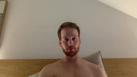 frozenyoga online show from March 22, 2026, 9:51 pm