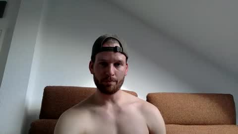 frozenyoga online show from March 27, 2026, 3:01 pm