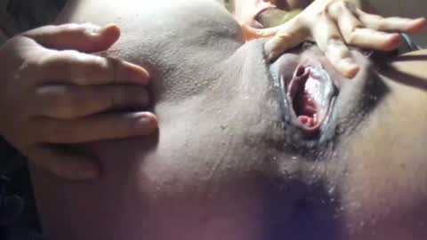 Snapshot of frumcake chatting on January 28, 2025, 1:18 am FrumCake online show from January 28, 2025, 1:18 am