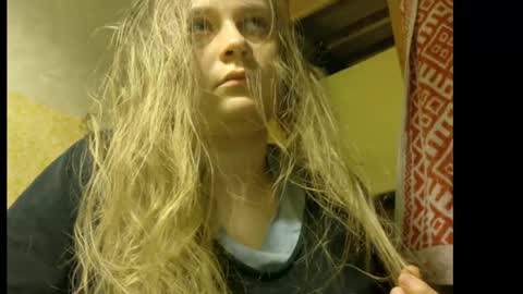 FrumCake online show from April 28, 2026, 6:24 pm