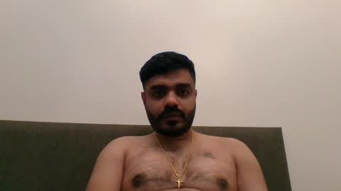 fuc1990 online show from April 3, 2026, 3:32 pm