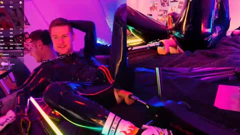 fuc71 online show from December 30, 2024, 7:32 pm