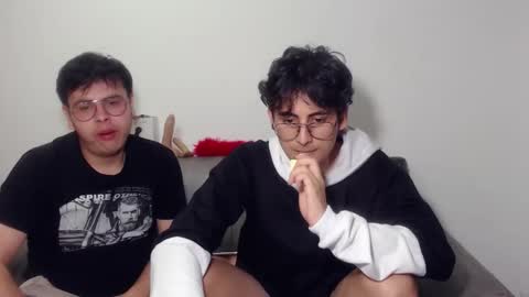 Snapshot of fuck_blow chatting on November 16, 2025, 3:45 am uwu online show from November 16, 2025, 3:45 am