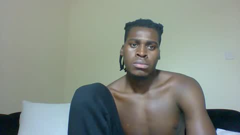 Snapshot of fuck_buoy chatting on October 21, 2025, 10:43 pm Prince online show from October 21, 2025, 10:43 pm