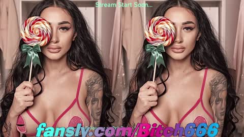   online show from October 30, 2025, 7:47 pm