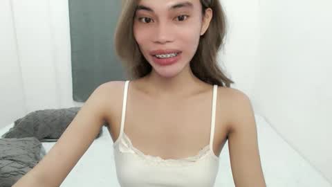 fuckingsexy143 online show from November 11, 2025, 1:05 am