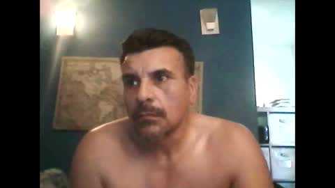 fuego1ento22 online show from September 13, 2025, 11:26 pm