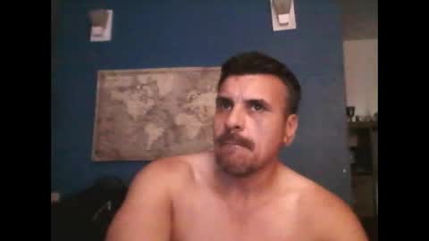 fuego1ento22 online show from October 18, 2025, 12:57 am