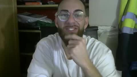 Snapshot of fuerte440 chatting on November 7, 2025, 9:31 am fuerte440 online show from November 7, 2025, 9:31 am