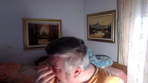 fukingcrazy online show from December 11, 2024, 8:58 am