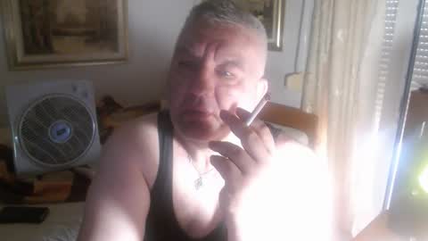 fukingcrazy online show from May 31, 2026, 8:32 am