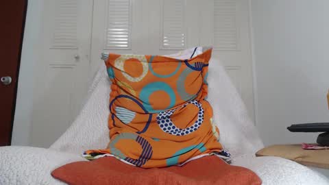 Snapshot of full_milo chatting on December 4, 2024, 4:32 am Andres. online show from December 4, 2024, 4:32 am