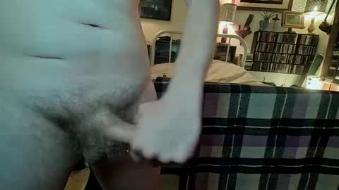 Snapshot of fullsvc chatting on October 13, 2025, 2:17 pm fullsvc online show from October 13, 2025, 2:17 pm