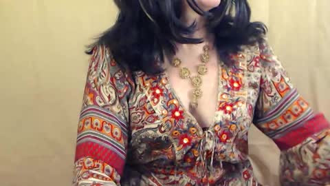 Snapshot of fun4tips chatting on February 25, 2025, 2:44 pm Fun4Tips online show from February 25, 2025, 2:44 pm